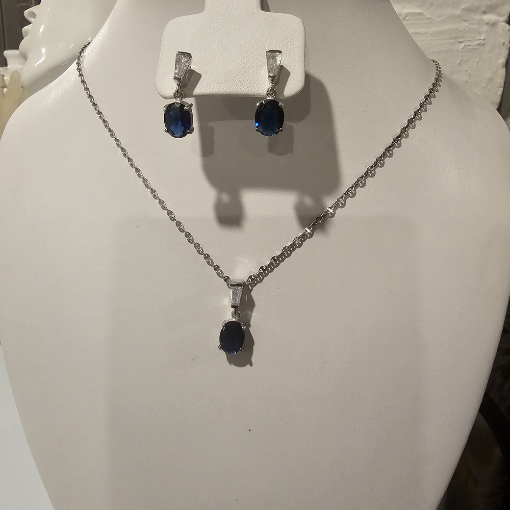 Elegant Blue and Silver Jewelry Set